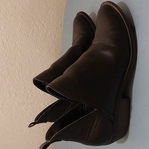 Ankle booties